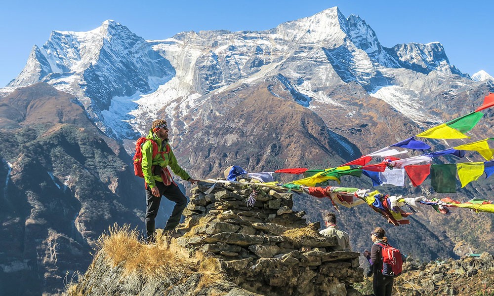 Best Times for Everest Base Camp Trek